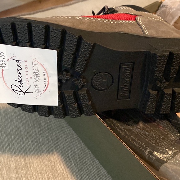 Brand New Boys Grey and Red Timberland Field Boots Size 3! - Picture 3 of 4